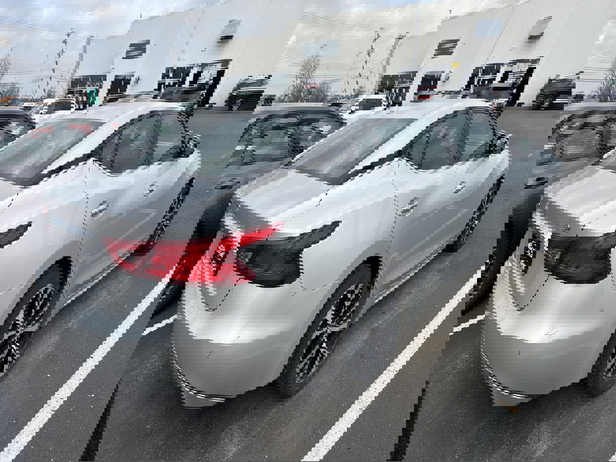 Used 2018 Nissan Maxima 3.5 SV image 3