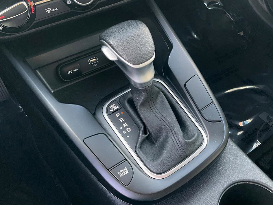 Used 2023 Kia Soul LX w/ LX Technology Package image 28