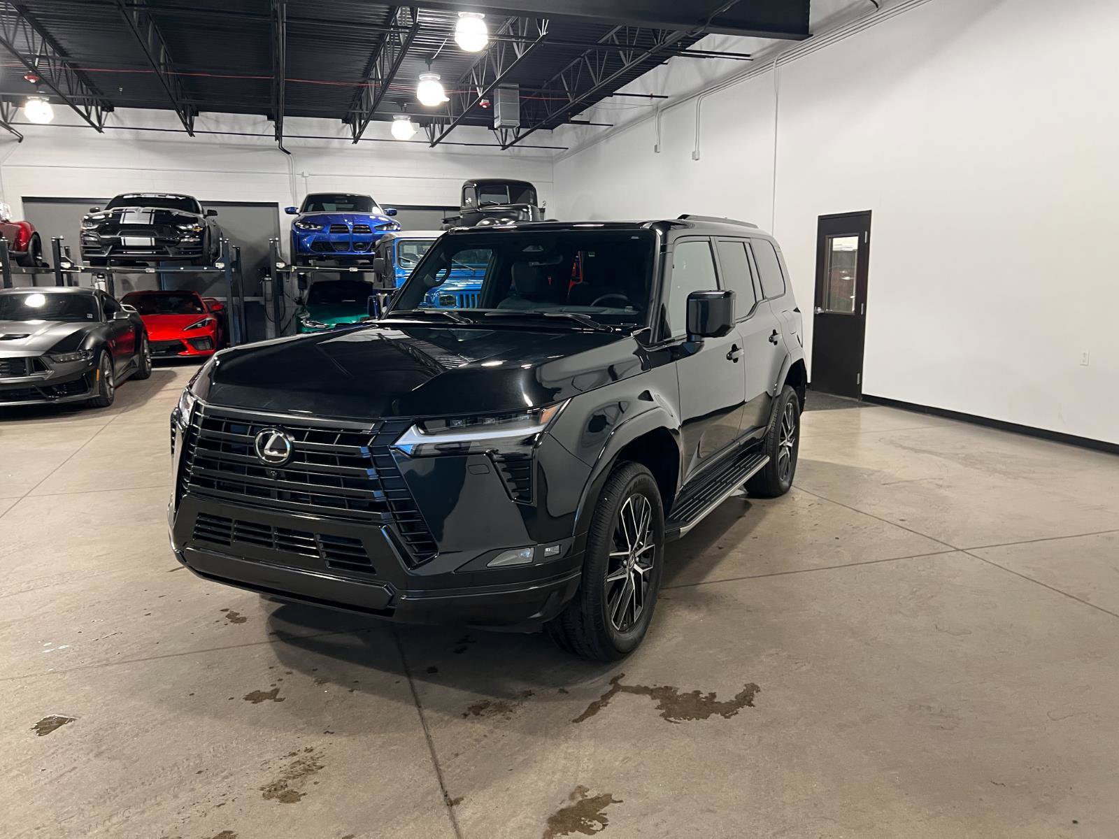 Used 2026 Lexus GX 550 w/ Accessory Package (2T) AWD/4WD image 7