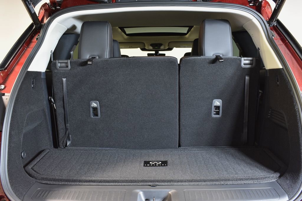 New 2026 INFINITI QX60 Luxe w/ Family Package image 29