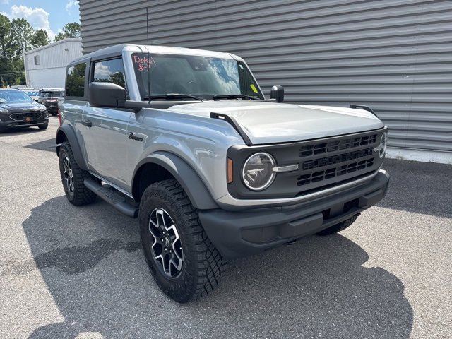Used 2023 Ford Bronco 2-Door image 1