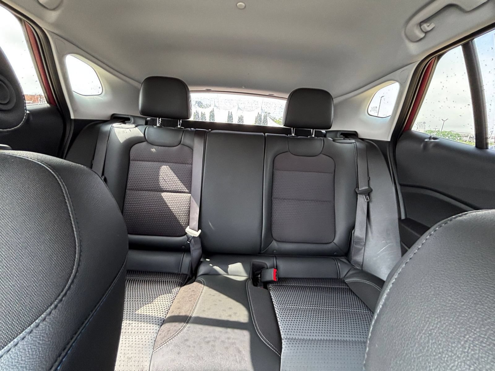 Used 2025 Chevrolet Trax LT FWD image 36