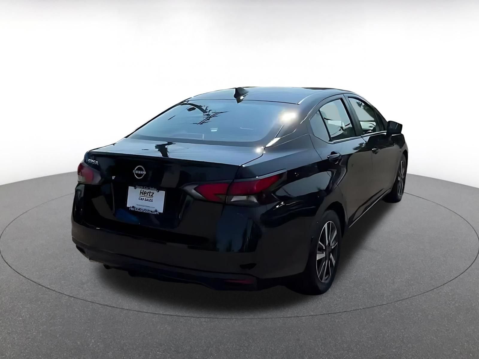 Used 2025 Nissan Versa SV FWD image 14