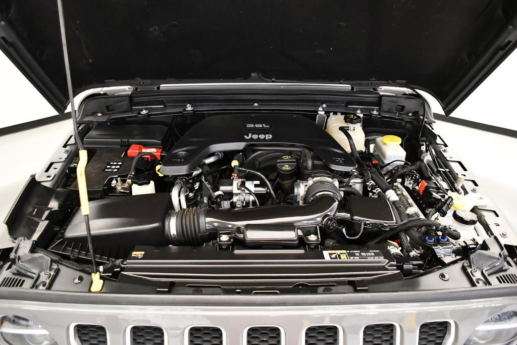 Used 2021 Jeep Wrangler Unlimited Sahara image 10