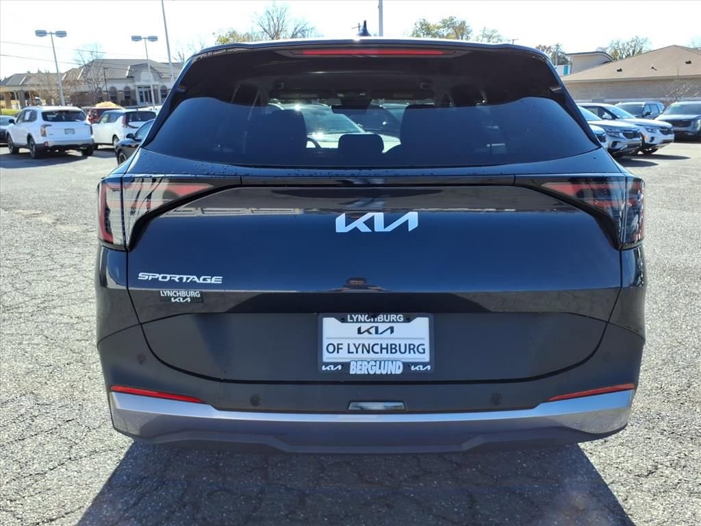 New 2026 Kia Sportage LX image 5