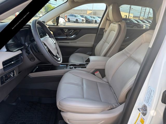 Certified 2024 Lincoln Corsair AWD w/ Equipment Group 101A image 14
