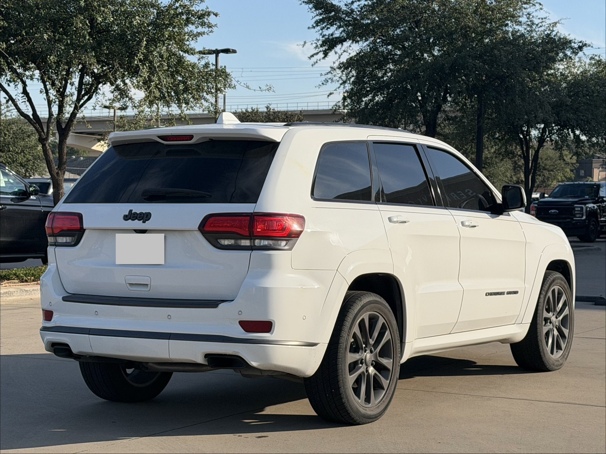 Used 2018 Jeep Grand Cherokee High Altitude RWD image 4