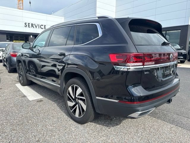 Used 2025 Volkswagen Atlas SEL AWD/4WD image 5
