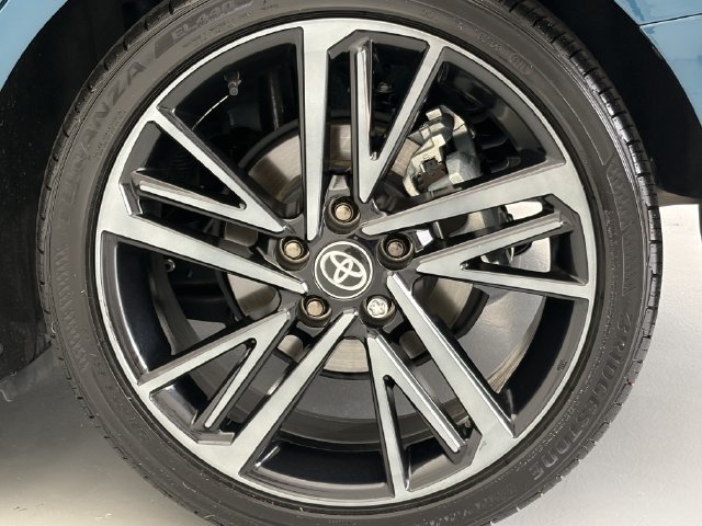 Used 2026 Toyota Camry XSE w/ Premium Plus Package FWD image 12