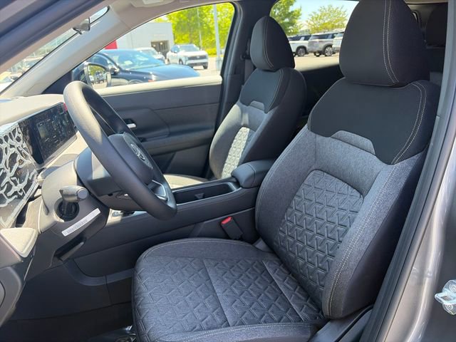 New 2026 Nissan Kicks SV w/ SV Premium Package FWD image 16