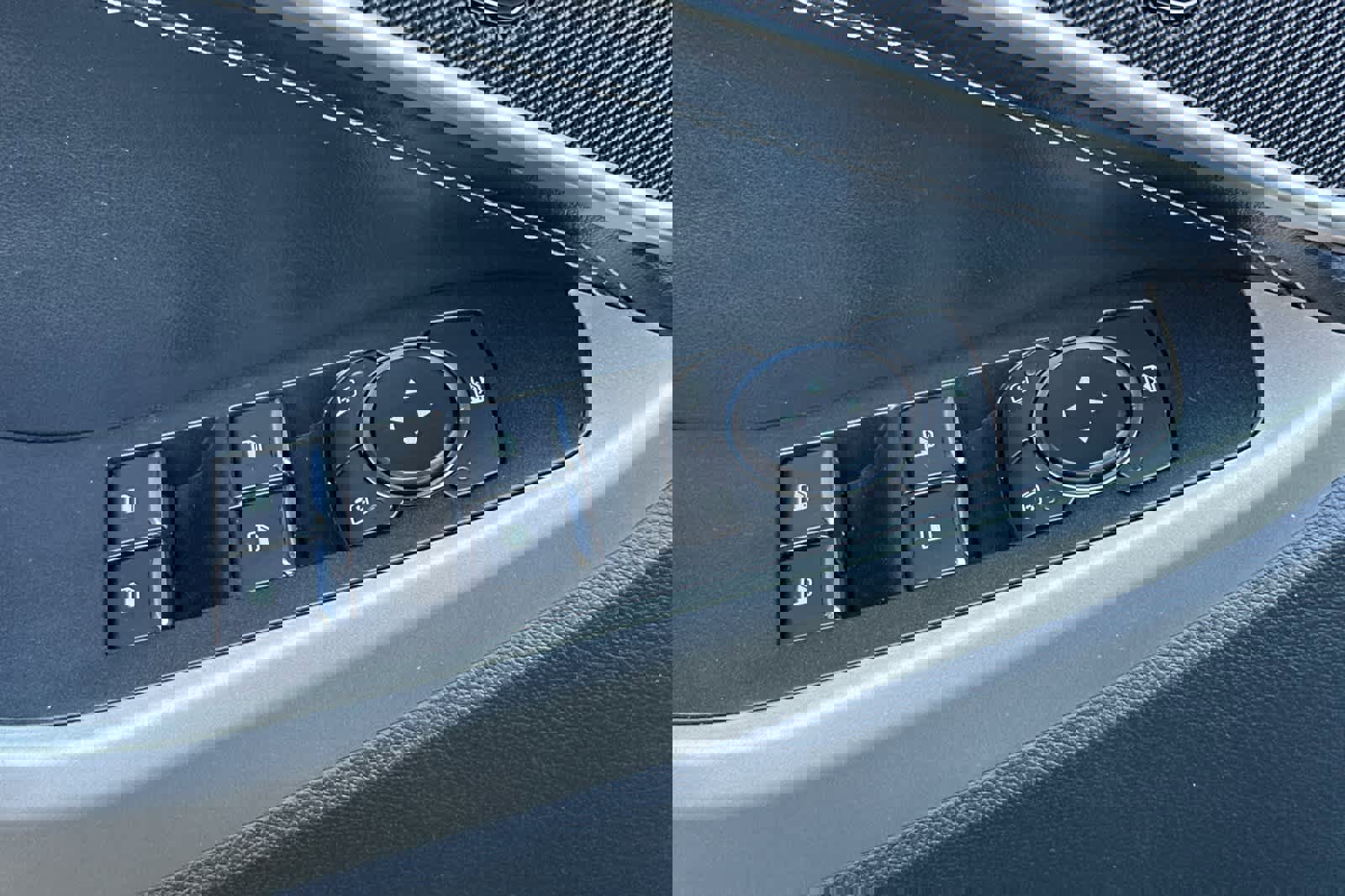 Used 2022 Ford Explorer XLT w/ Class IV Trailer Tow Package image 13