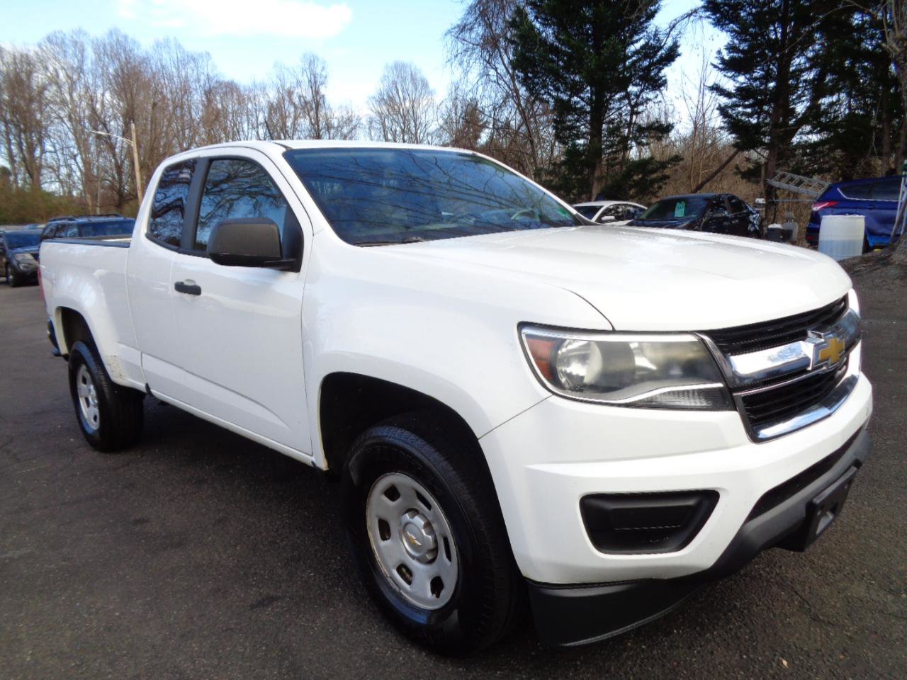 Used 2015 Chevrolet Colorado W/T RWD image 3