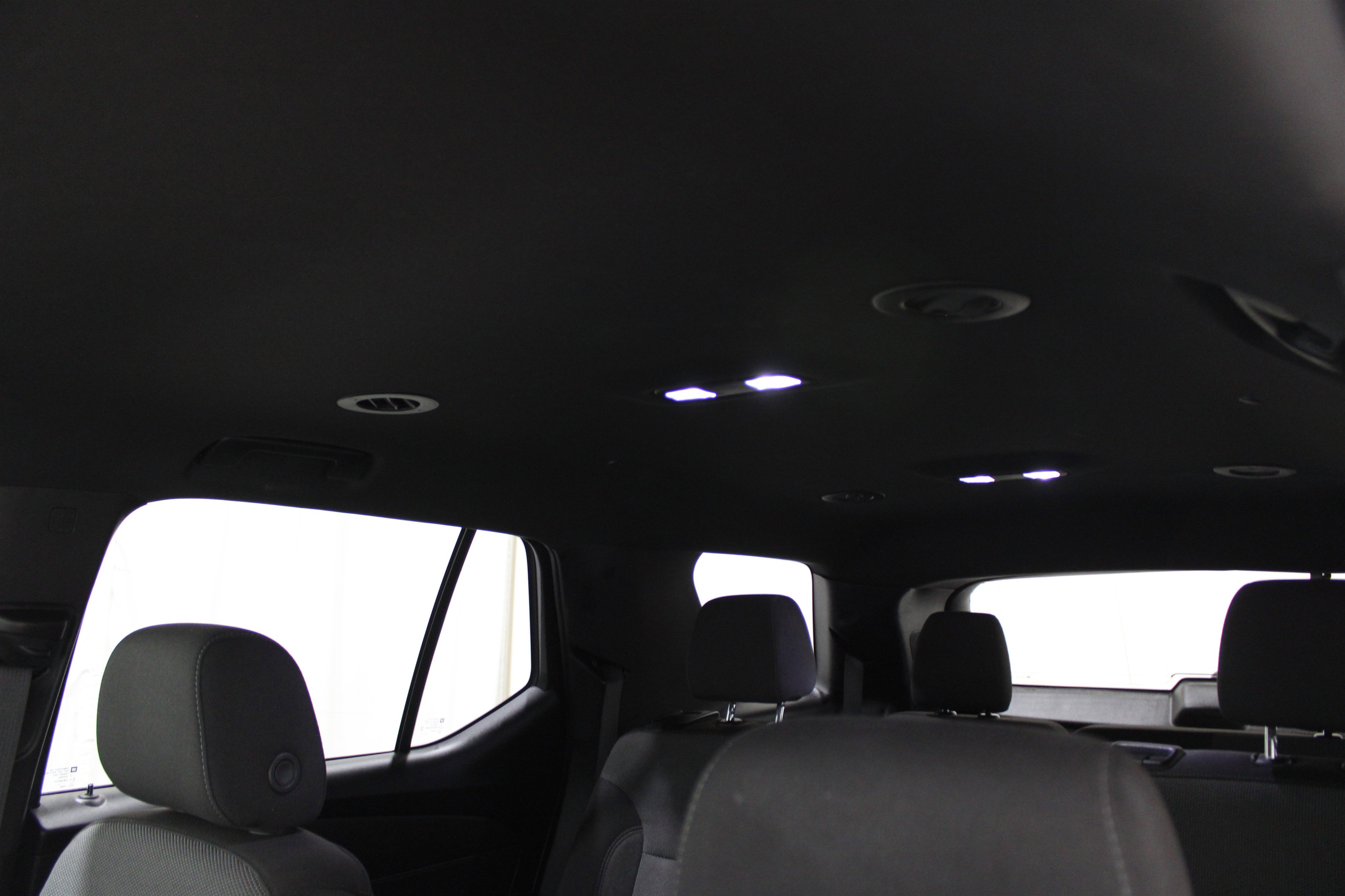 Used 2023 Chevrolet Traverse LT image 29