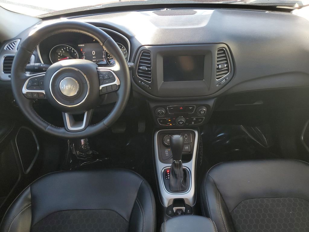 Used 2018 Jeep Compass Latitude w/ Popular Equipment Group image 15