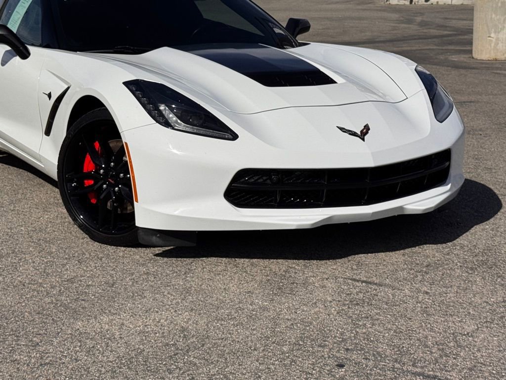 Used 2017 Chevrolet Corvette Stingray Coupe image 3