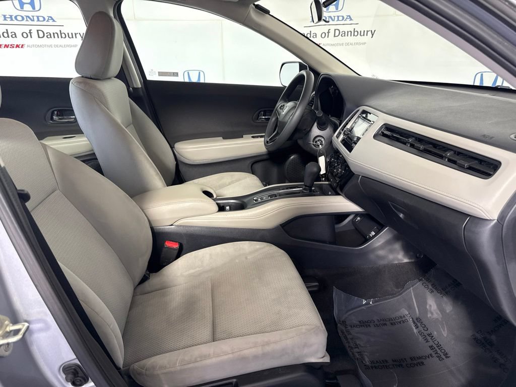 Used 2019 Honda HR-V LX image 6