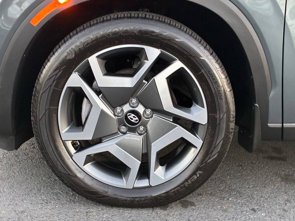 Used 2023 Hyundai Palisade Limited w/ Cargo Package image 55