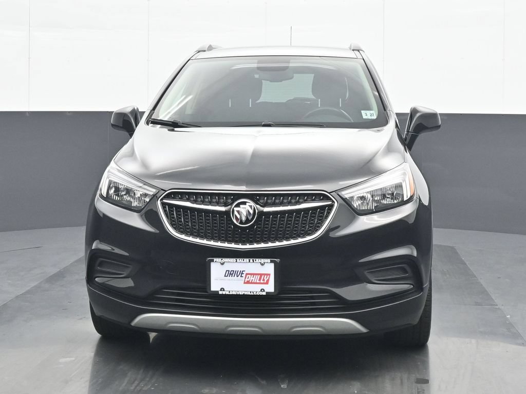 Used 2022 Buick Encore Preferred w/ Safety Package AWD/4WD image 1
