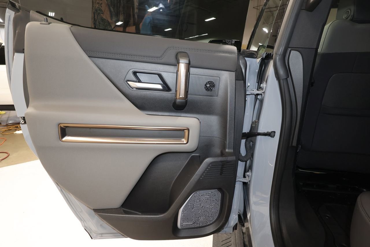 Certified 2025 GMC Hummer EV 2X image 21