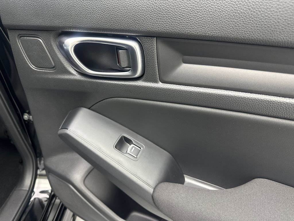 Used 2025 Honda Civic Sport image 44