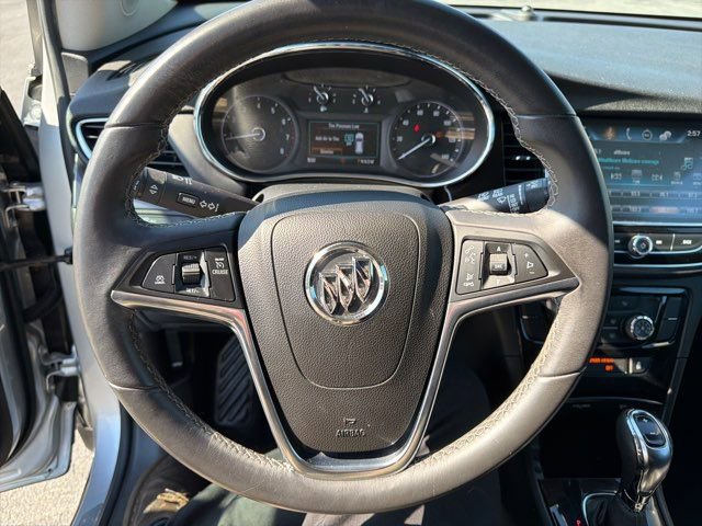 Used 2018 Buick Encore Preferred image 31