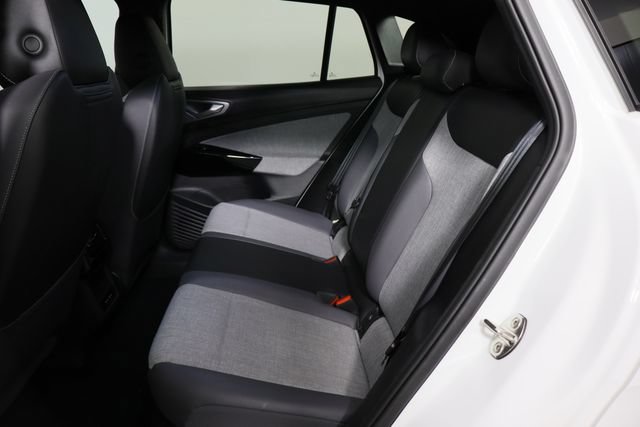 Used 2024 Volkswagen ID.4 2WD image 15