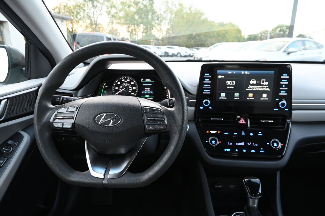 Used 2020 Hyundai Ioniq Blue FWD image 25