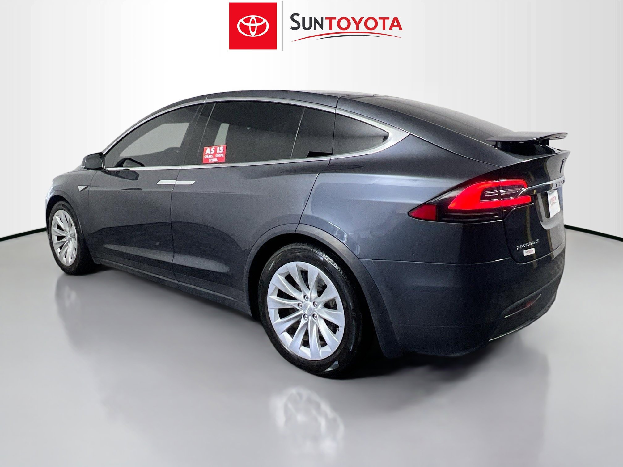Used 2016 Tesla Model X 90D image 6