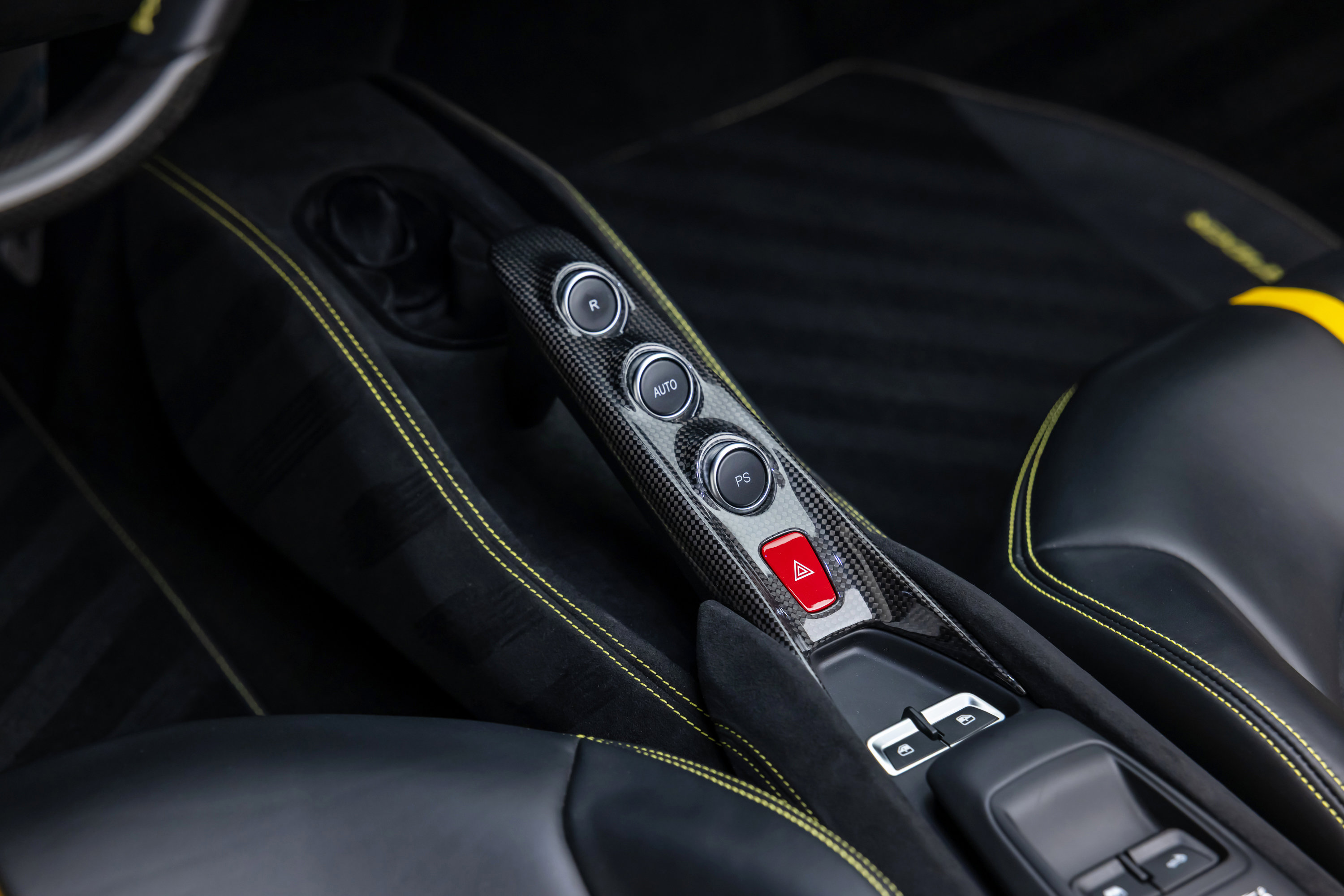Certified 2023 Ferrari F8 Tributo RWD image 57