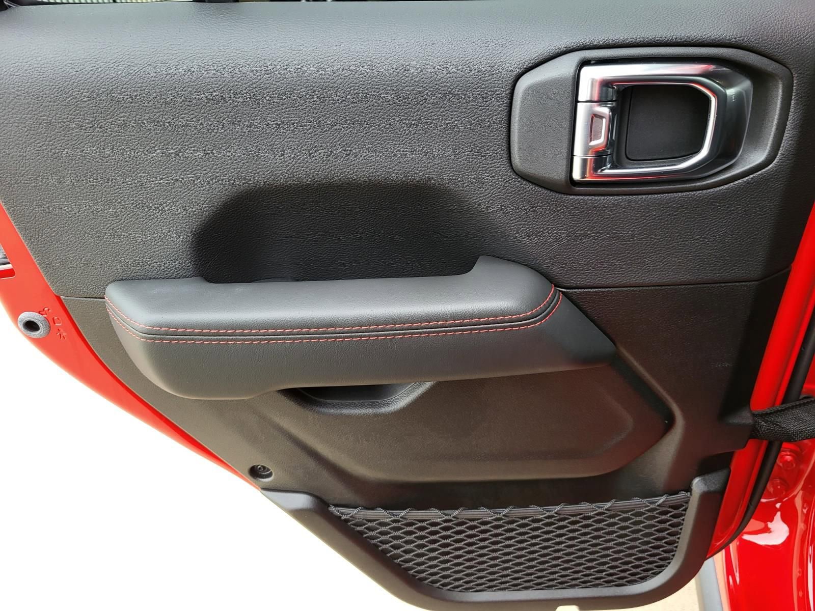 Used 2025 Jeep Gladiator Rubicon image 18