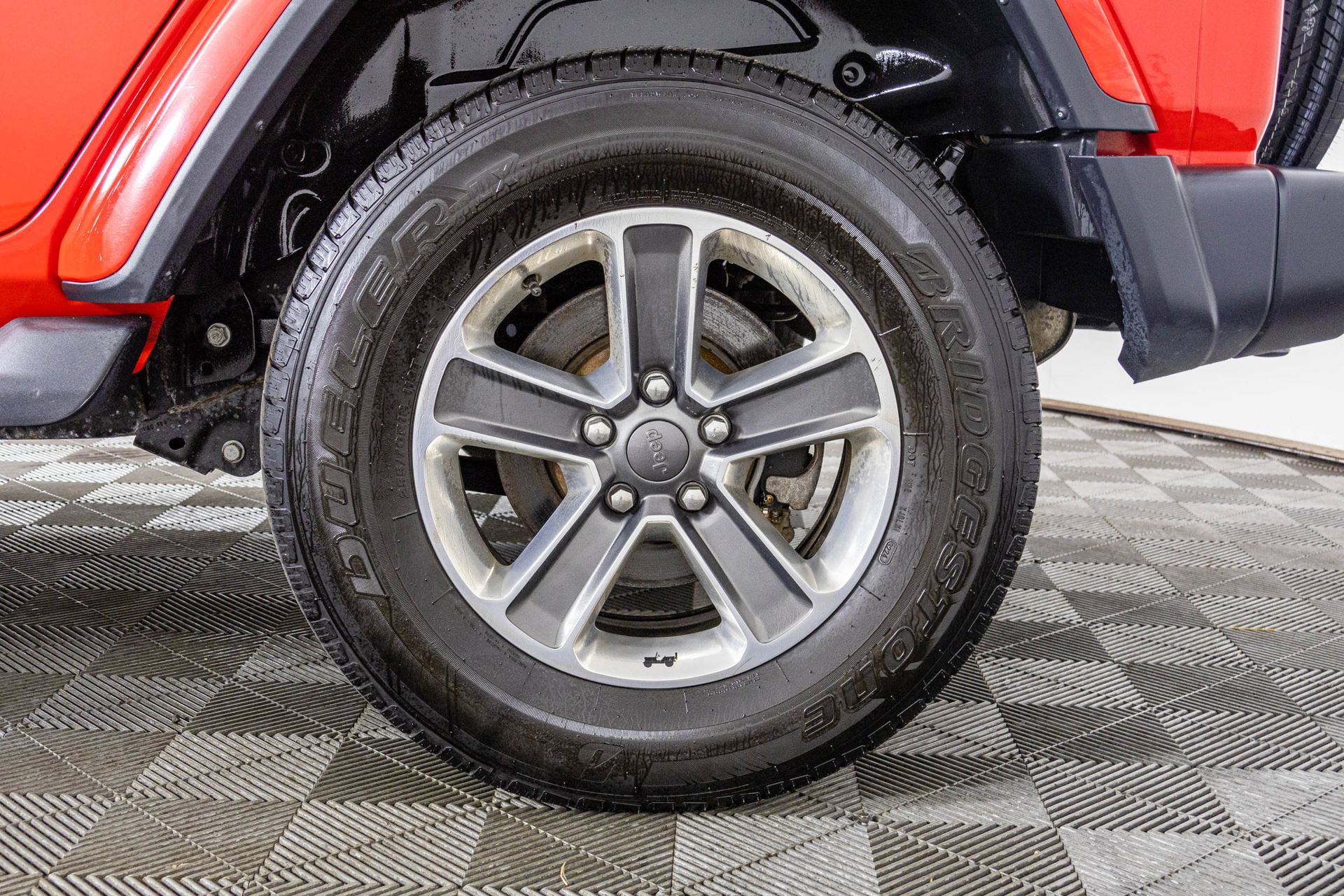 Used 2019 Jeep Wrangler Unlimited Sahara AWD/4WD image 48