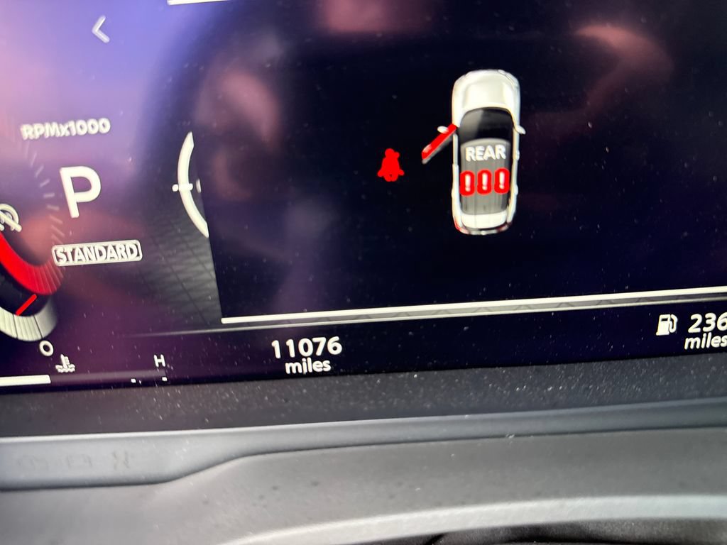 Used 2025 Nissan Rogue Platinum FWD image 19