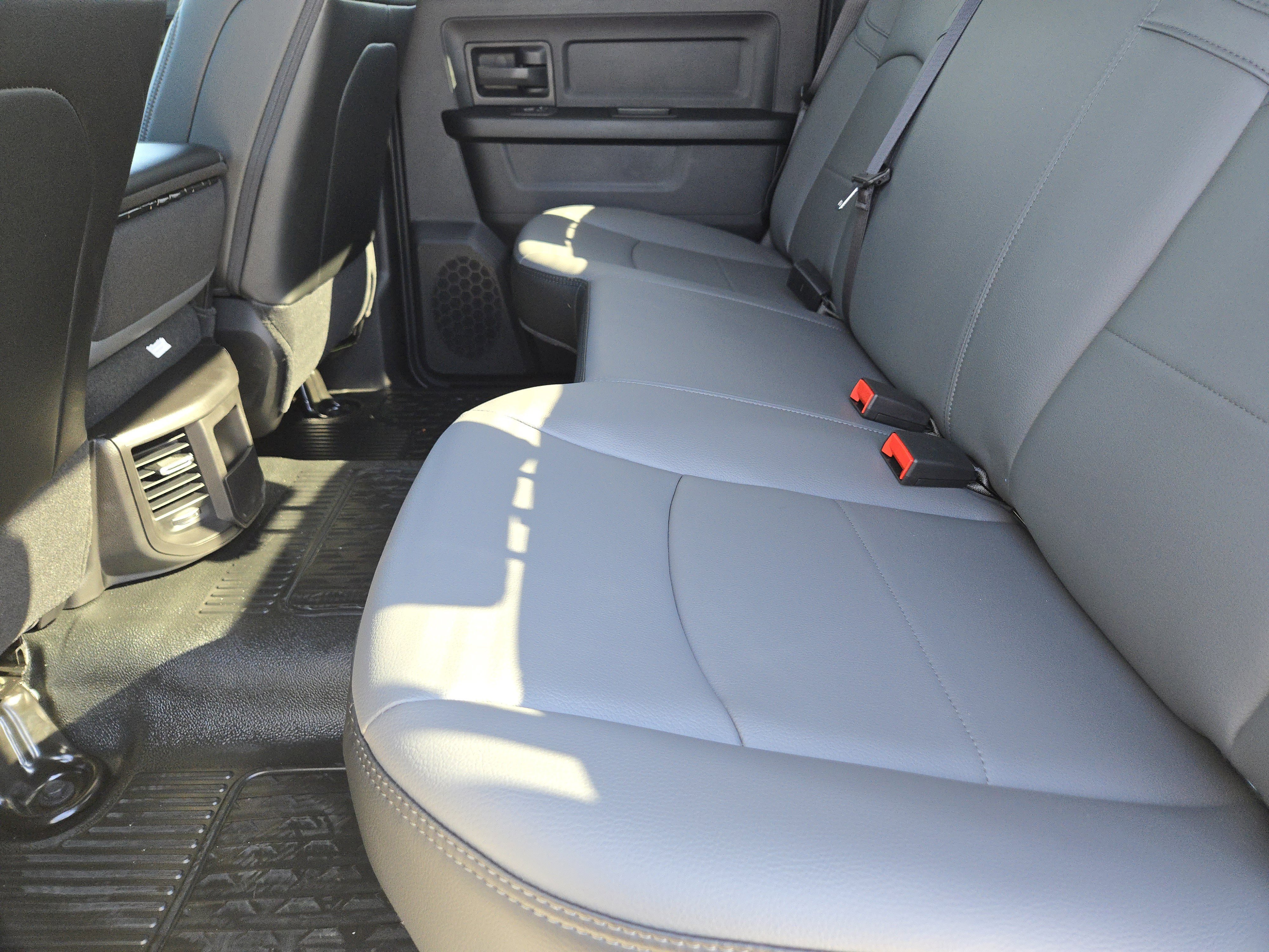 New 2026 RAM 3500 Tradesman w/ Chrome Appearance Group AWD/4WD image 19