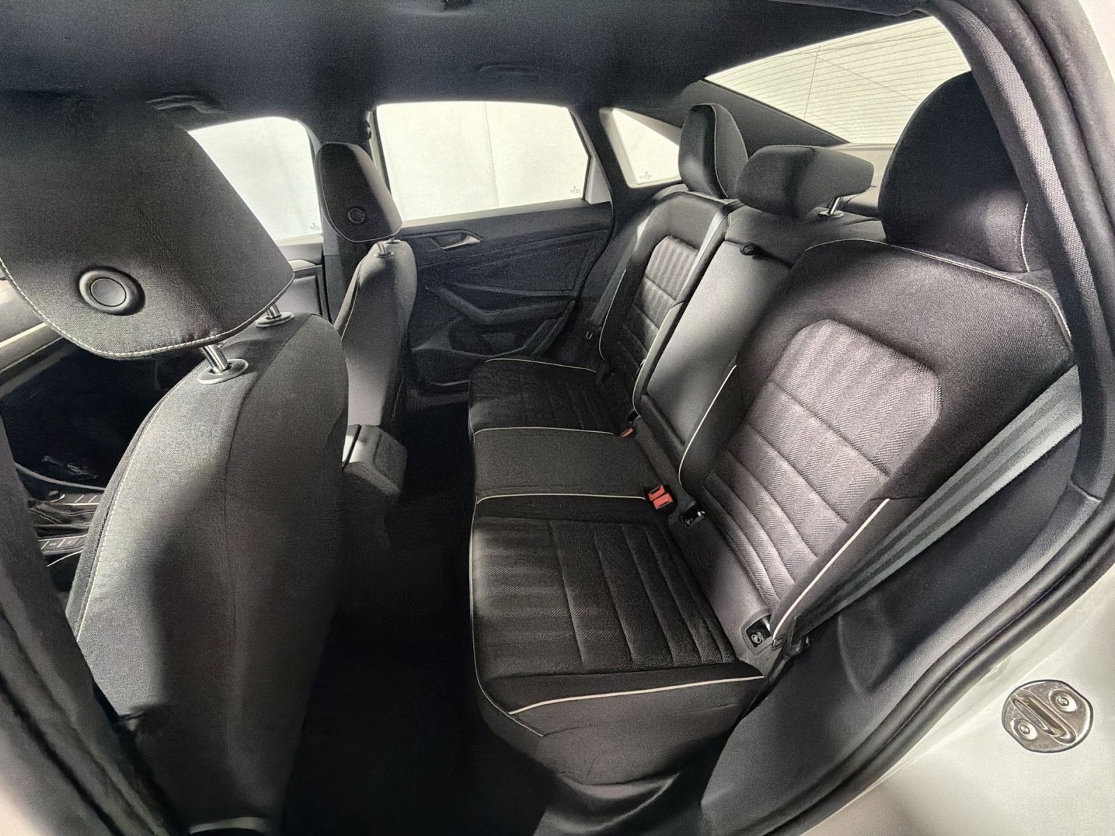 Used 2023 Volkswagen Jetta Sport image 23