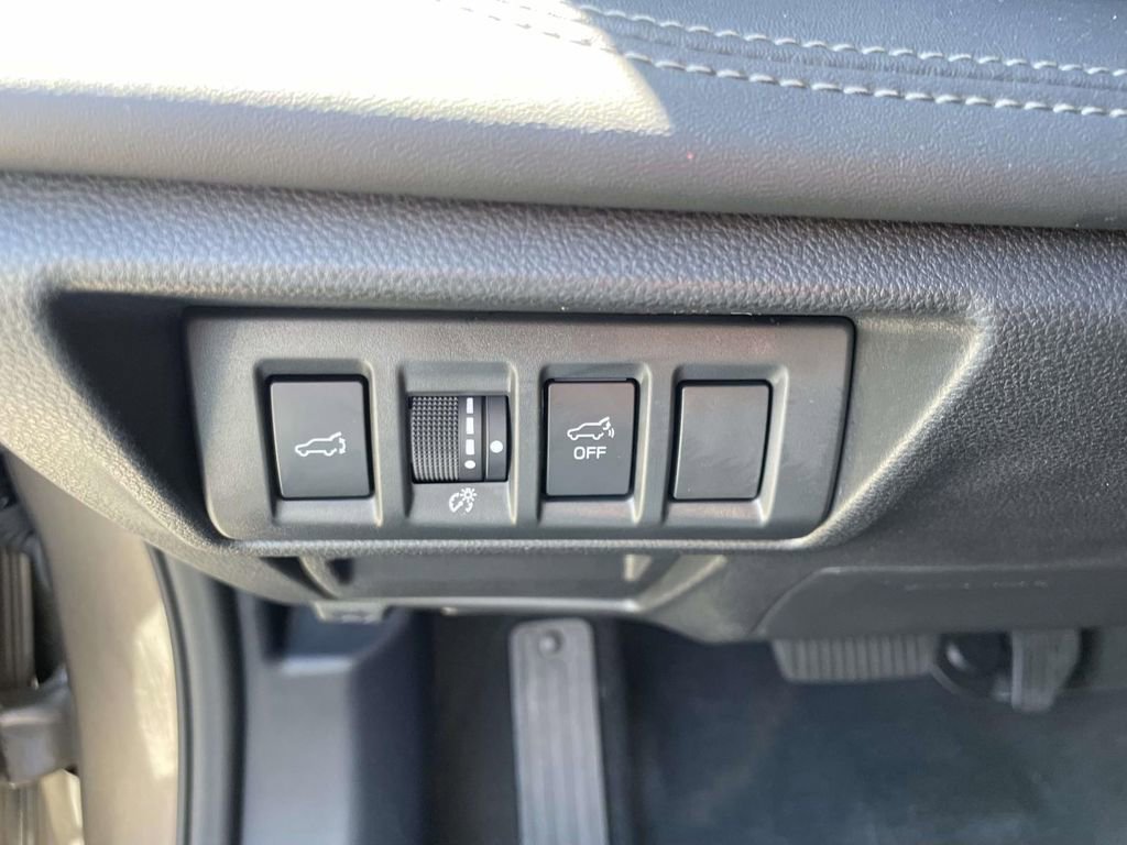 Certified 2023 Subaru Outback Limited image 22