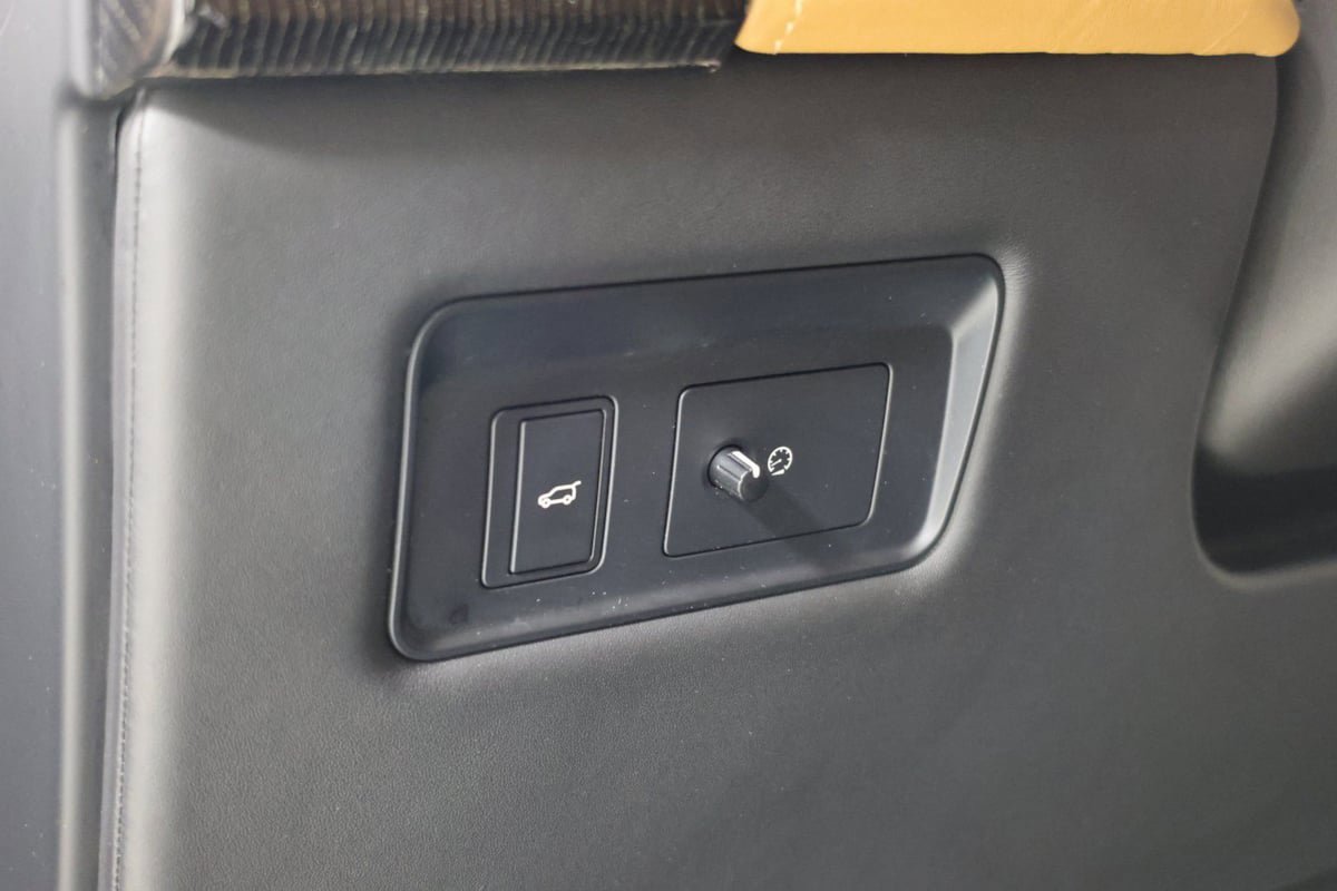 Used 2019 Land Rover Range Rover Autobiography AWD/4WD image 24