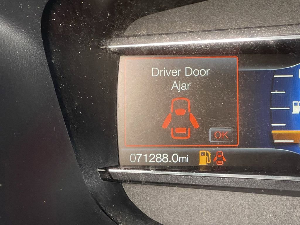 Used 2018 Ford Explorer Limited FWD image 29
