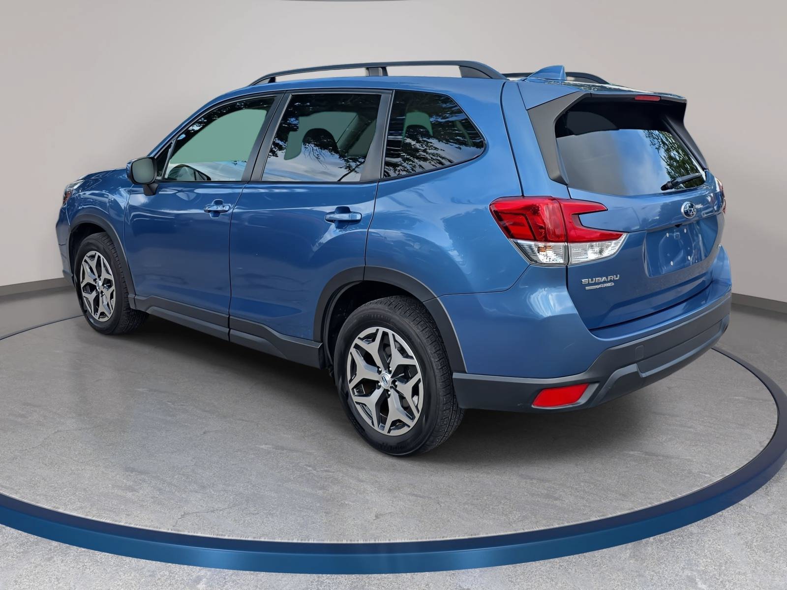 Used 2021 Subaru Forester Premium AWD/4WD image 7