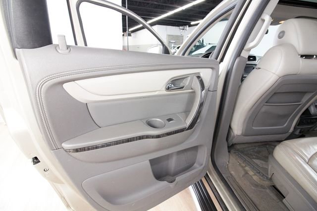 Used 2014 Chevrolet Traverse LTZ w/ LPO, 'HIT The Road' Package image 45