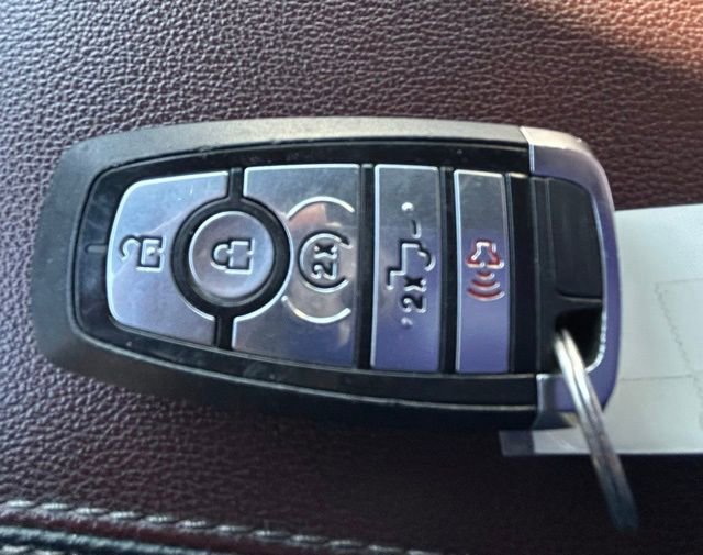 Used 2023 Ford F150 Lariat w/ Equipment Group 502A High image 19