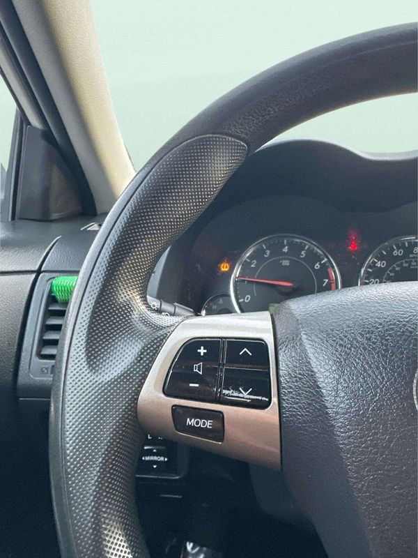 Used 2012 Toyota Corolla S image 29