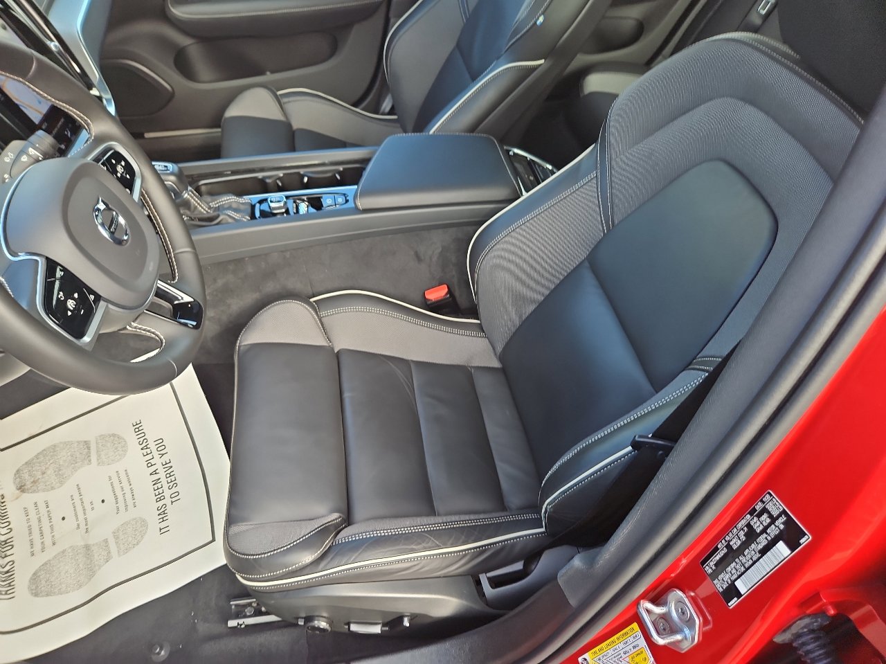 Used 2021 Volvo S60 T6 R-Design image 13