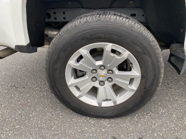 Used 2022 Chevrolet Colorado LT w/ Fleet Safety Package image 29