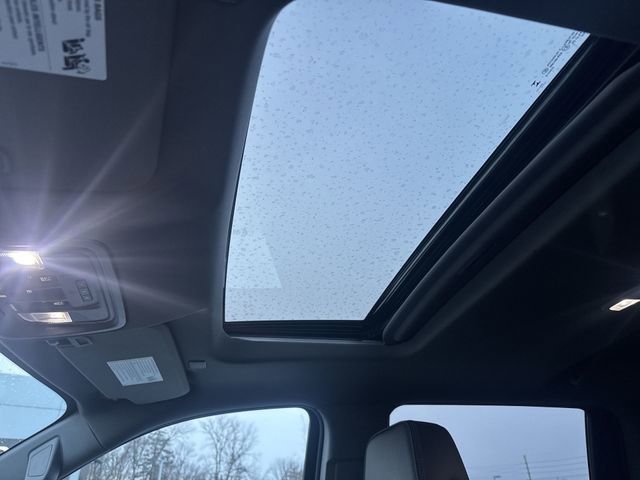 Certified 2025 GMC Sierra 3500 Denali w/ Denali Reserve Package image 19