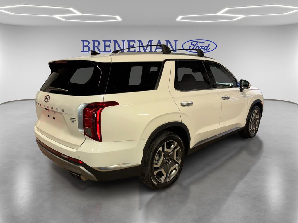 Used 2023 Hyundai Palisade Limited image 5
