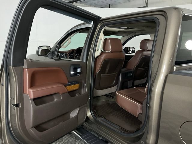 Used 2015 Chevrolet Silverado 2500 High Country w/ Duramax Plus Package AWD/4WD image 36