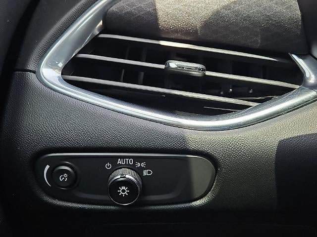Used 2021 Chevrolet Malibu LT FWD image 23