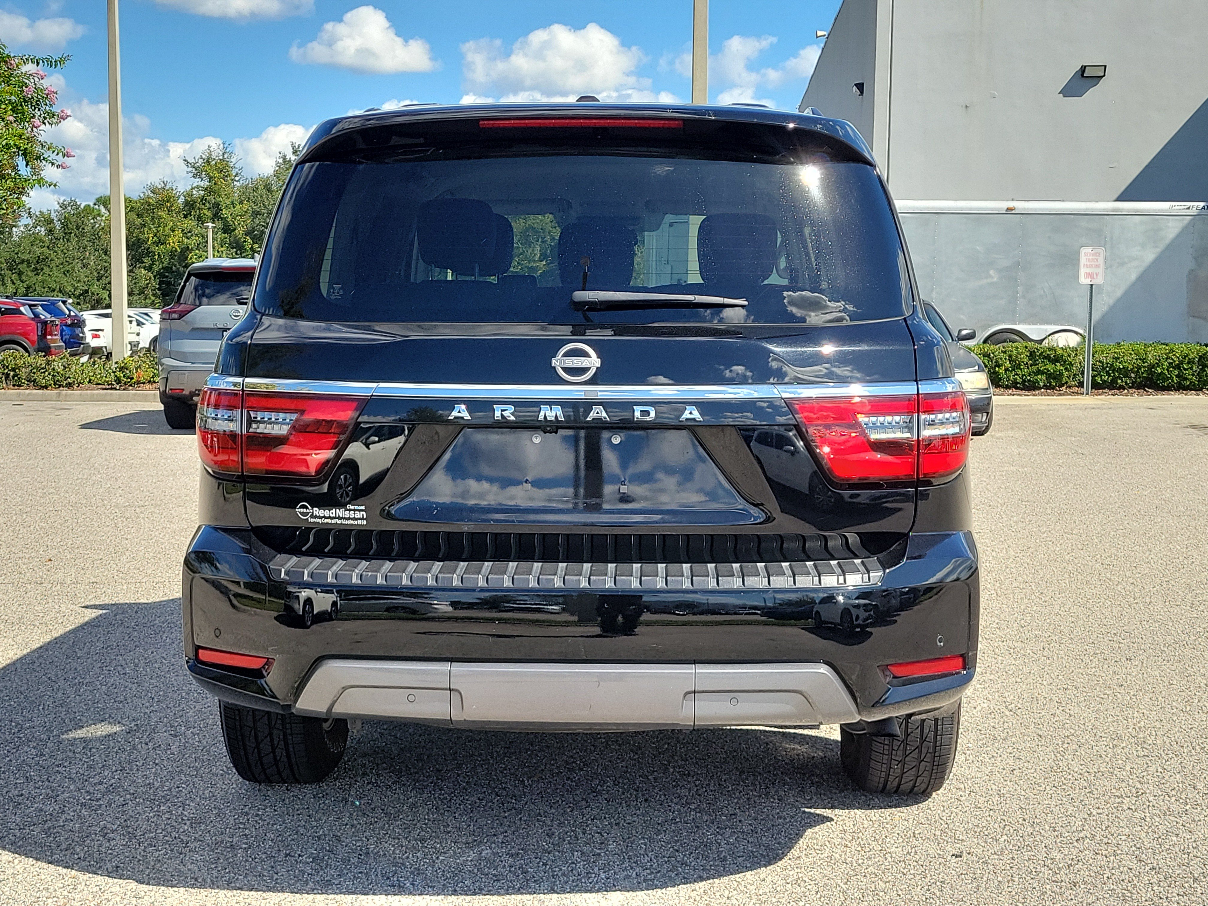 Certified 2023 Nissan Armada SV w/ Cargo Package RWD image 6