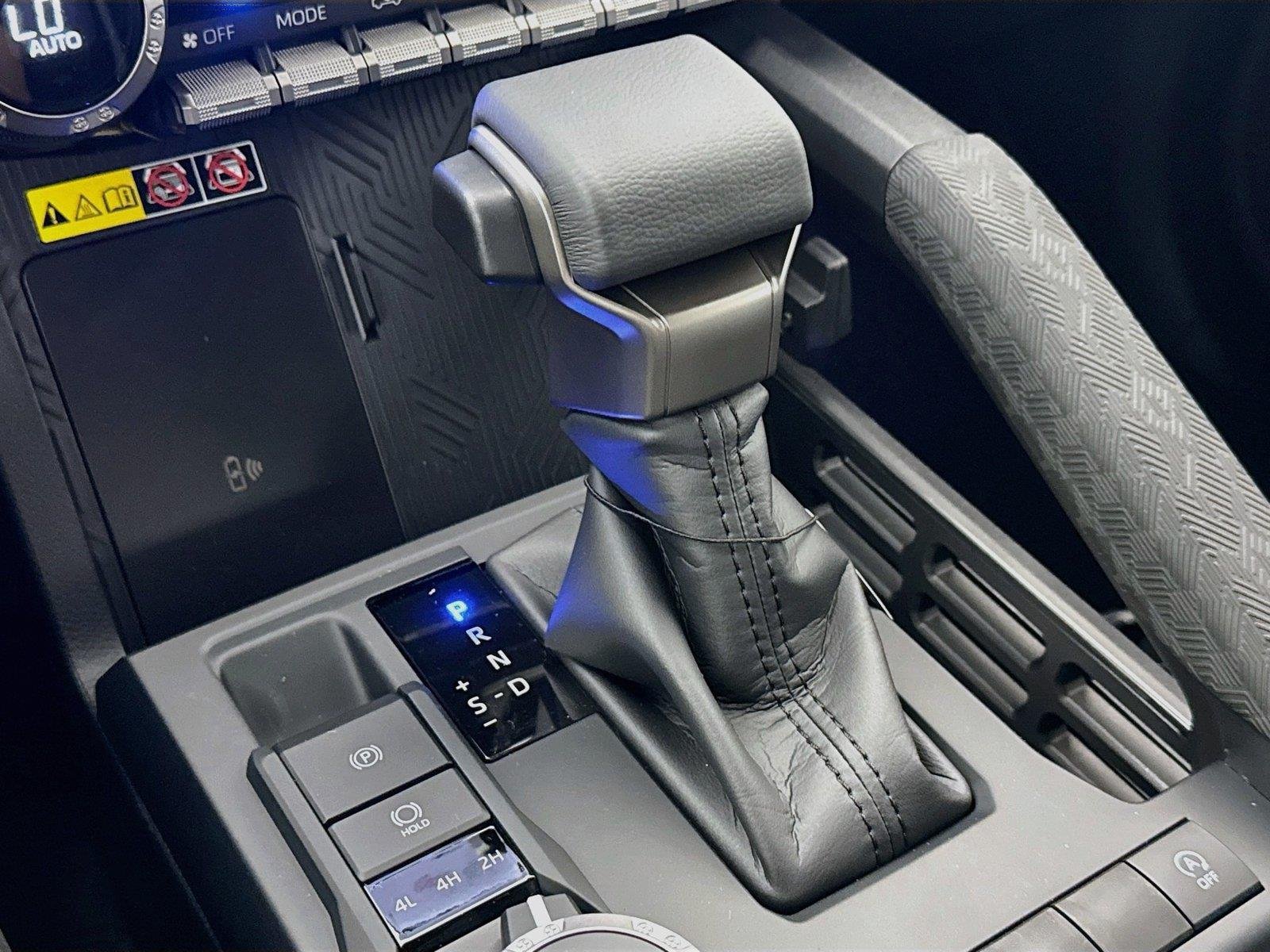 New 2026 Toyota Tacoma Limited AWD/4WD image 28
