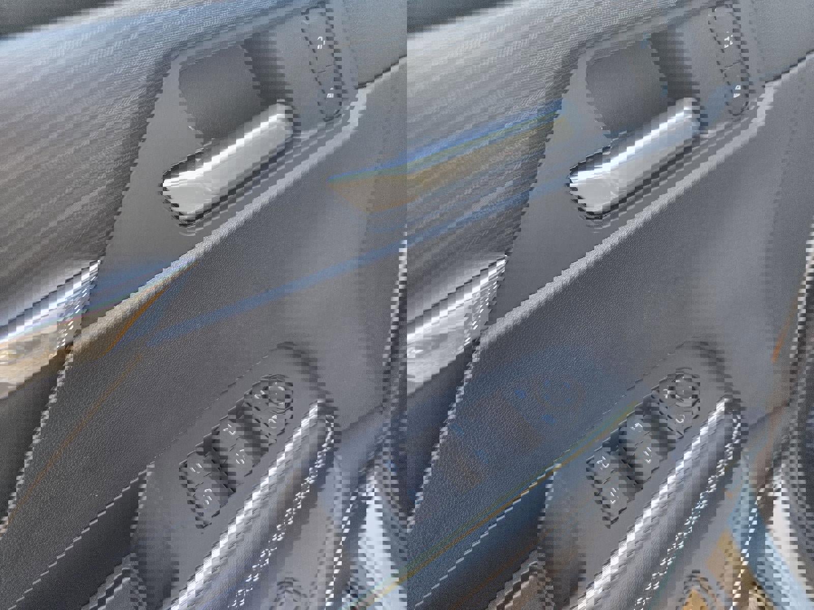 New 2025 GMC Acadia Elevation AWD/4WD image 23